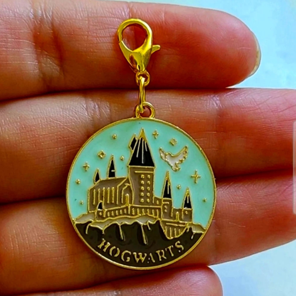 HOWGARTS HARRY POTTER PLANNER CHARM CLIPON GOLD
